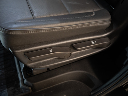 used 2024 GMC Yukon car, priced at $79,900