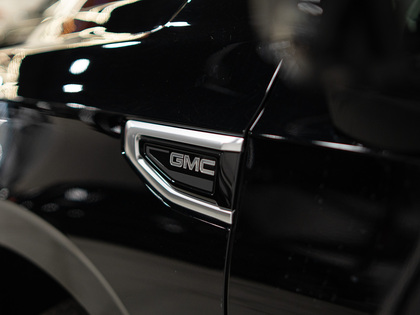 used 2024 GMC Yukon car, priced at $79,900