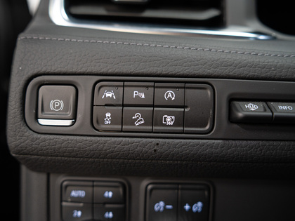 used 2024 GMC Yukon car, priced at $79,900