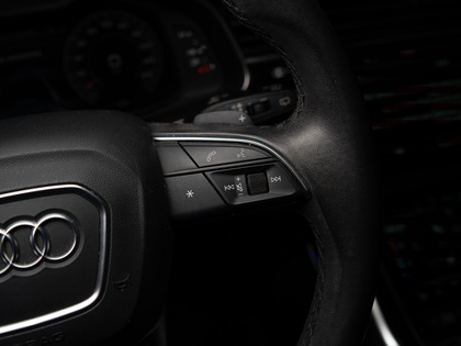 used 2022 Audi Q7 car, priced at $44,900