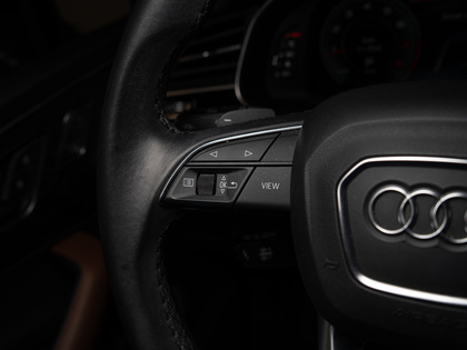 used 2022 Audi Q7 car, priced at $44,900