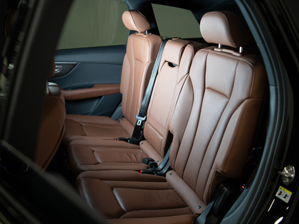 used 2022 Audi Q7 car, priced at $44,900