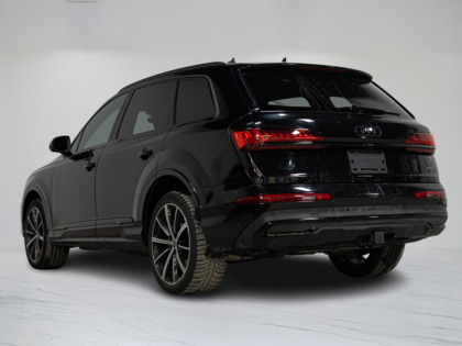 used 2022 Audi Q7 car, priced at $44,900