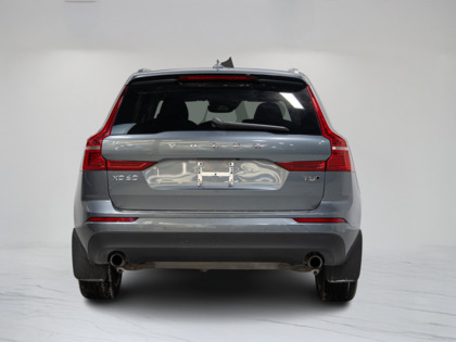 used 2021 Volvo XC60 car, priced at $35,900