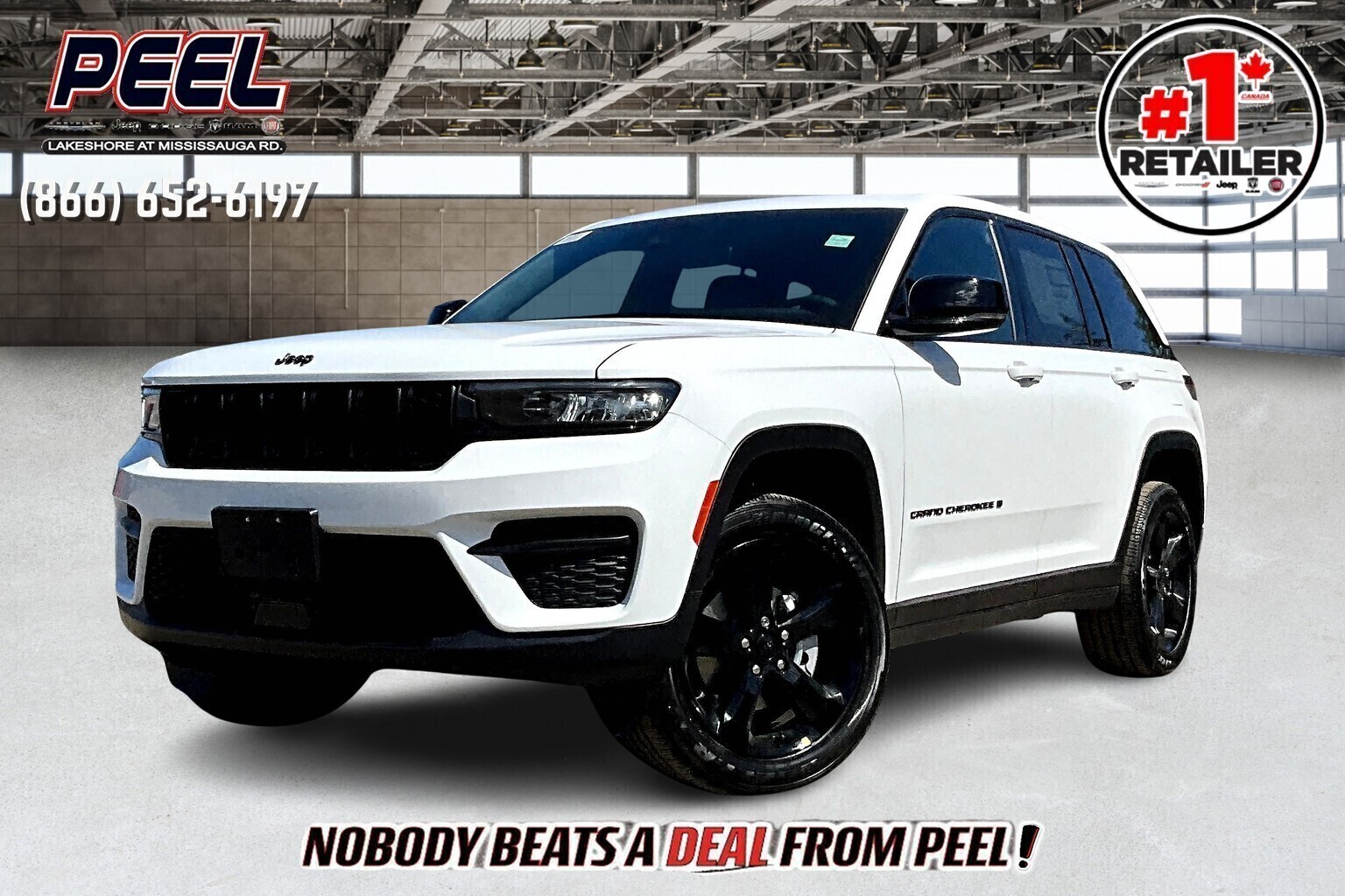 White 2025 Jeep Grand Cherokee Altitude 4WD SUV / Crossover Four-Wheel Drive 8-Speed Automatic
