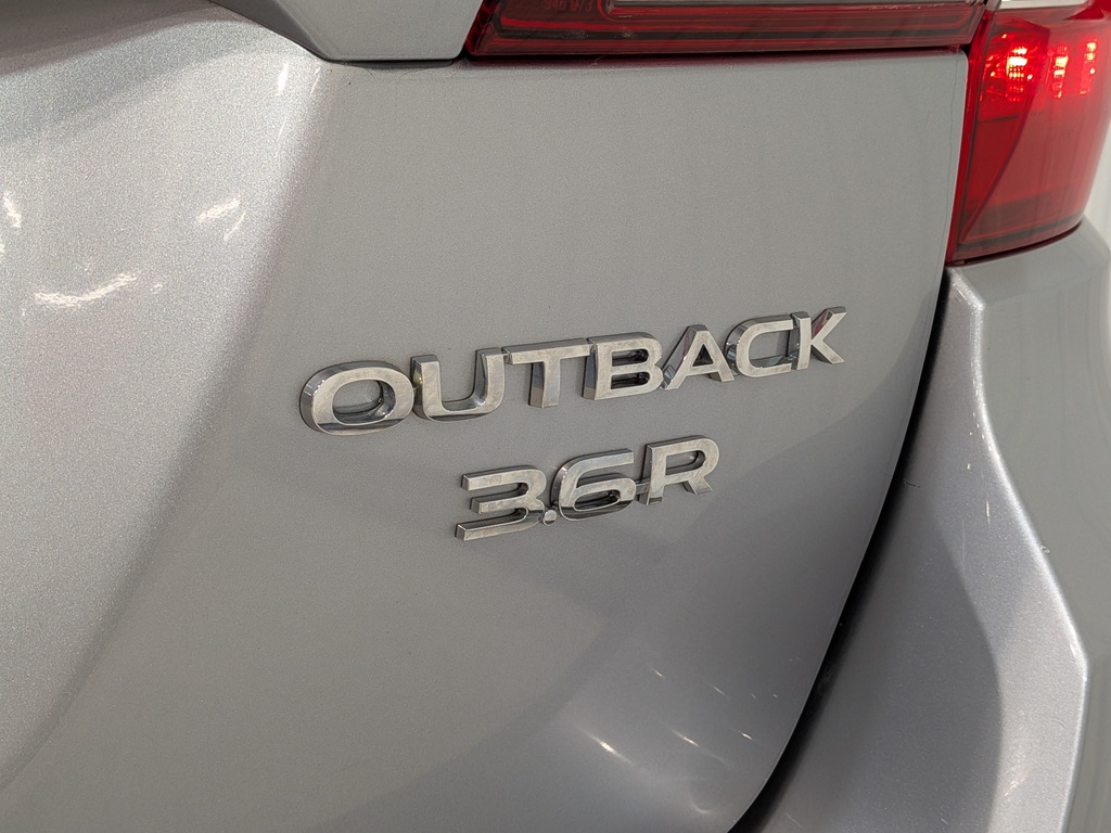 Subaru Outback 2015