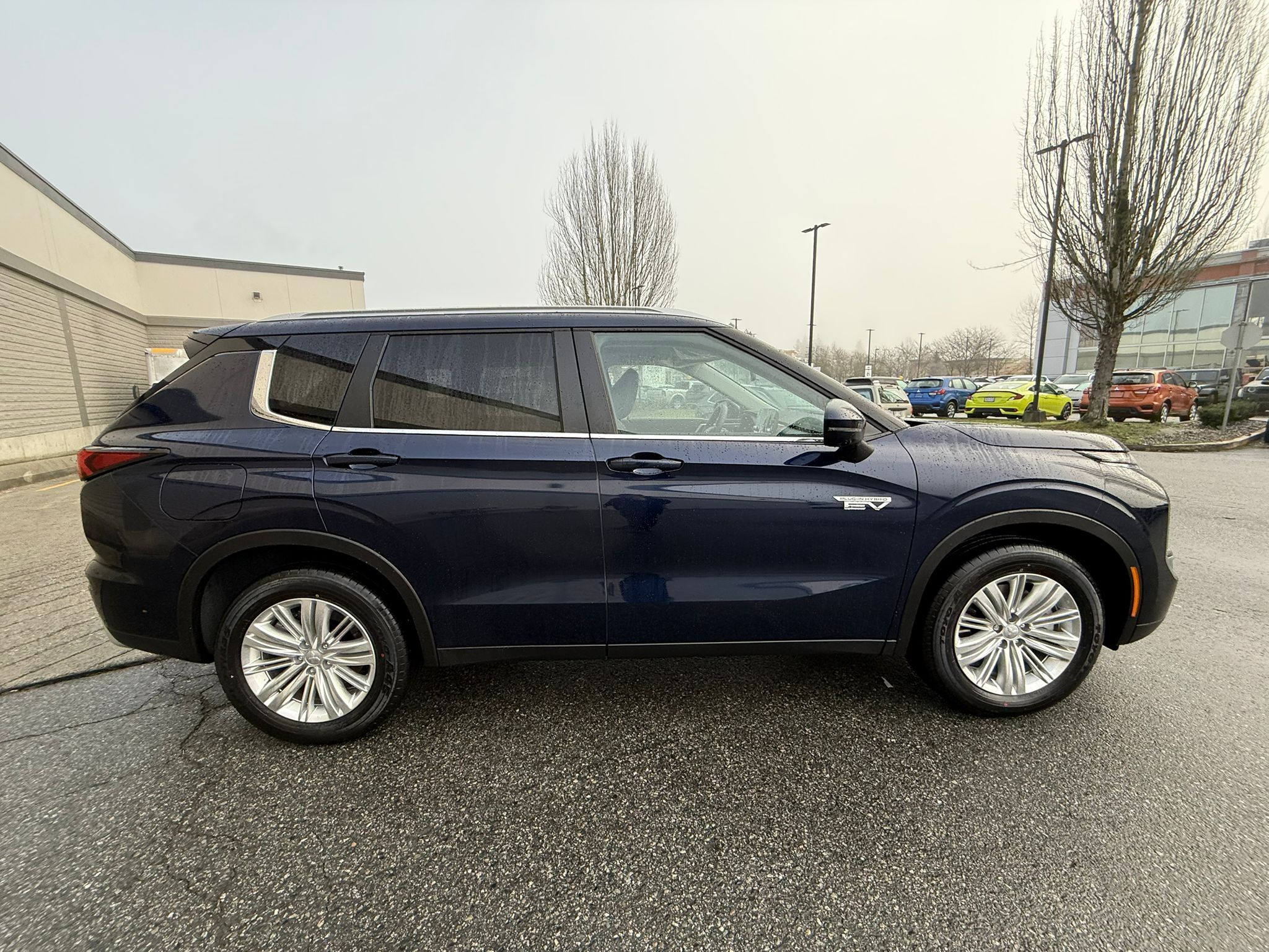 2025 Mitsubishi Outlander PHEV