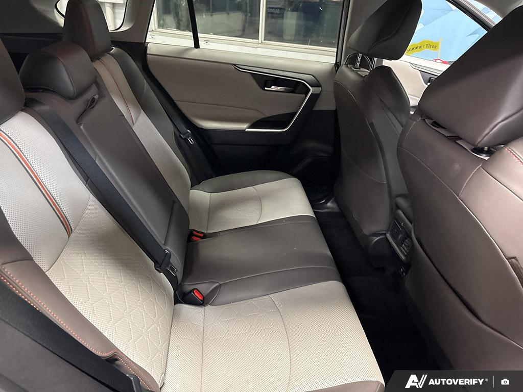 2019 Toyota RAV4 - Gallery image 22