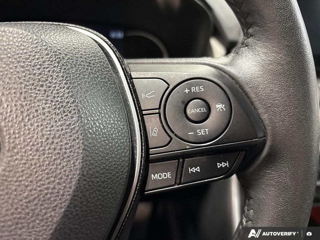 2019 Toyota RAV4 - Gallery image 15