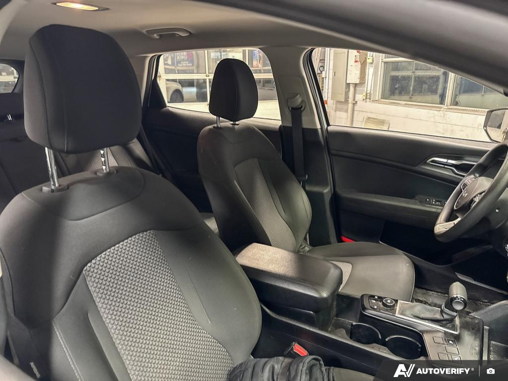 2023 Kia Sportage - Gallery image 18