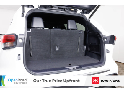 used 2022 Toyota Highlander car, priced at $37,998