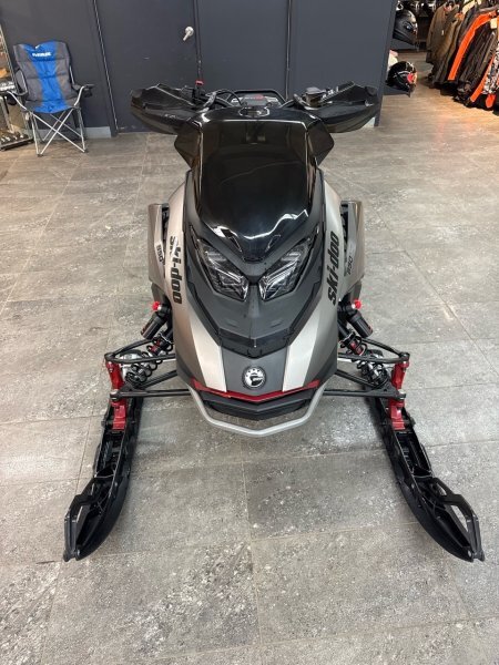 2023 Ski-Doo Renegade X-RS 850 E-TEC Ice Ripper XT 1.5'' E.S.