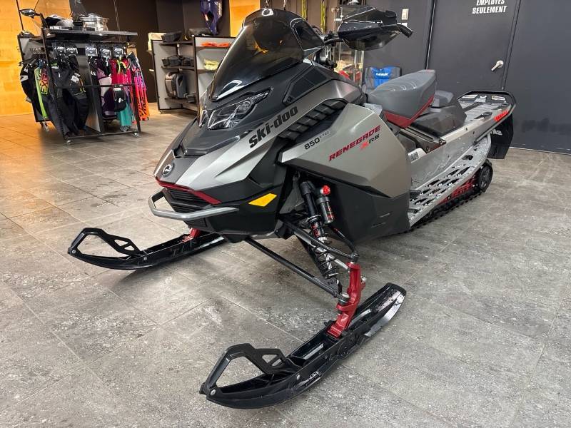 2023 Ski-Doo Renegade X-RS 850 E-TEC Ice Ripper XT 1.5'' E.S.