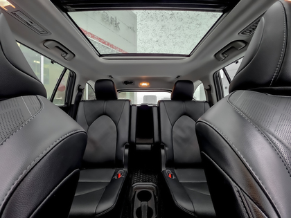 used 2023 Toyota Highlander car, priced at $52,995