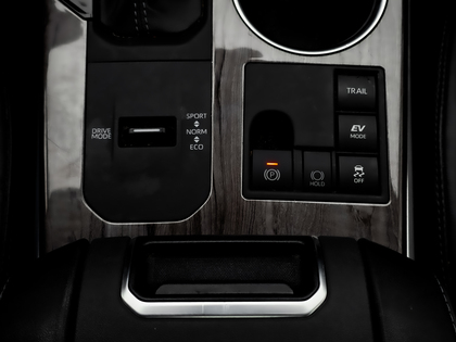 used 2023 Toyota Highlander car, priced at $52,995