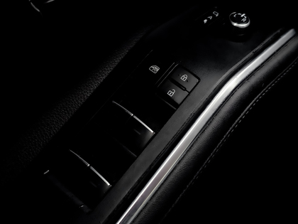 used 2023 Toyota Highlander car, priced at $52,995