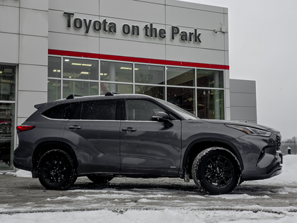 used 2023 Toyota Highlander car, priced at $52,995