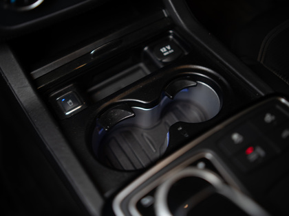 used 2016 Mercedes-Benz GLE car, priced at $53,900