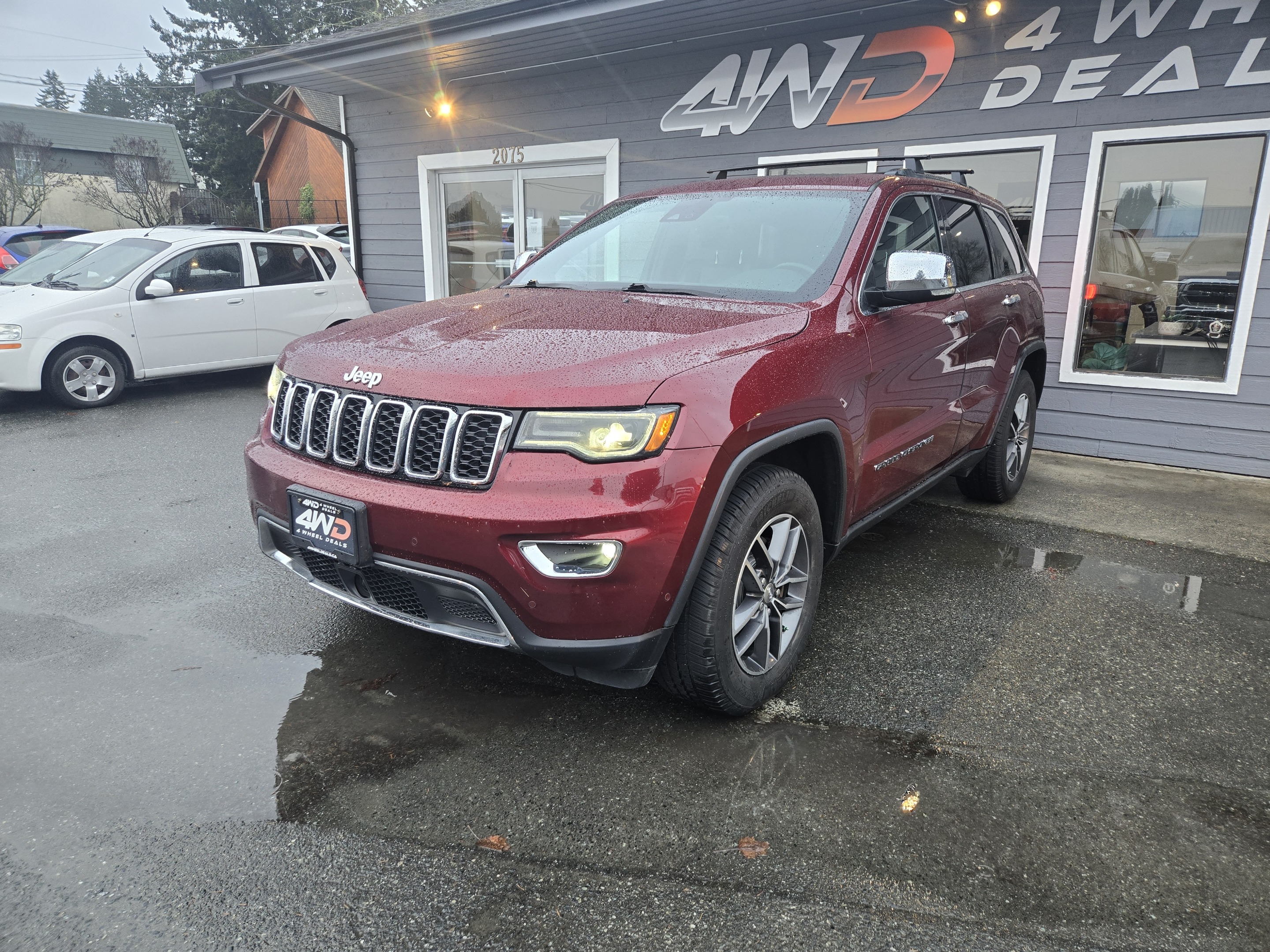 Red 2018 Jeep Grand Cherokee Limited 4WD SUV / Crossover Four-Wheel Drive 8-Speed Automatic