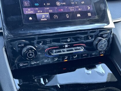 used 2025 Jeep Grand Cherokee car, priced at $56,863