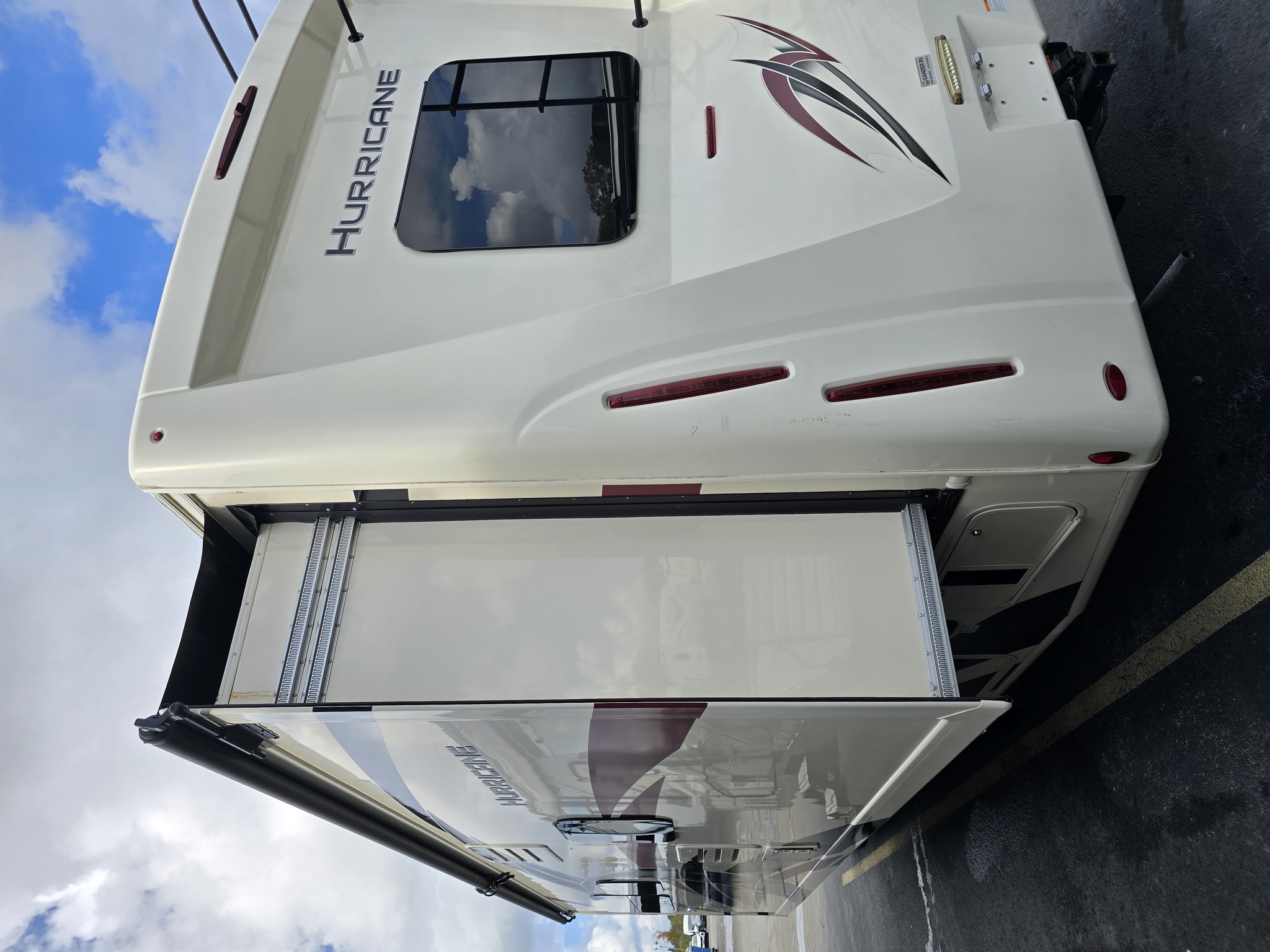 2021 Thor Motor Coach Hurricane