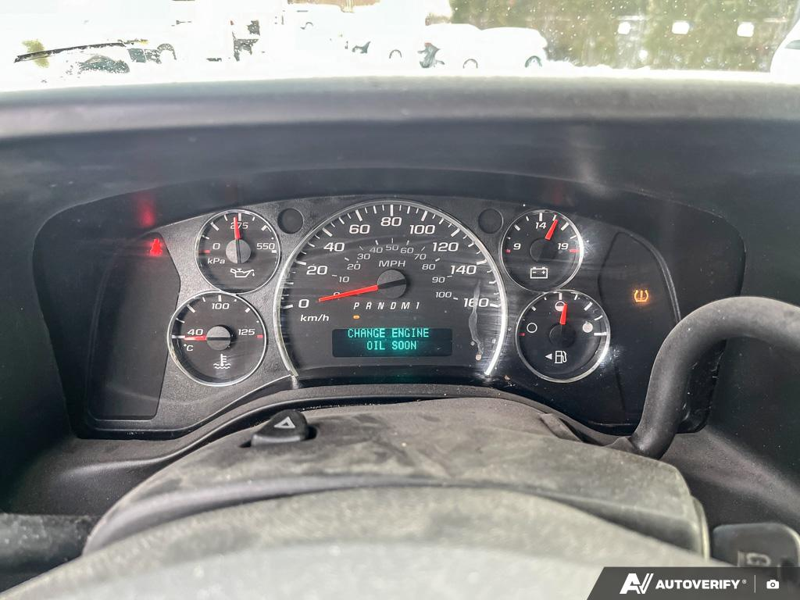 2017 GMC Savana Cargo - Gallery image 10