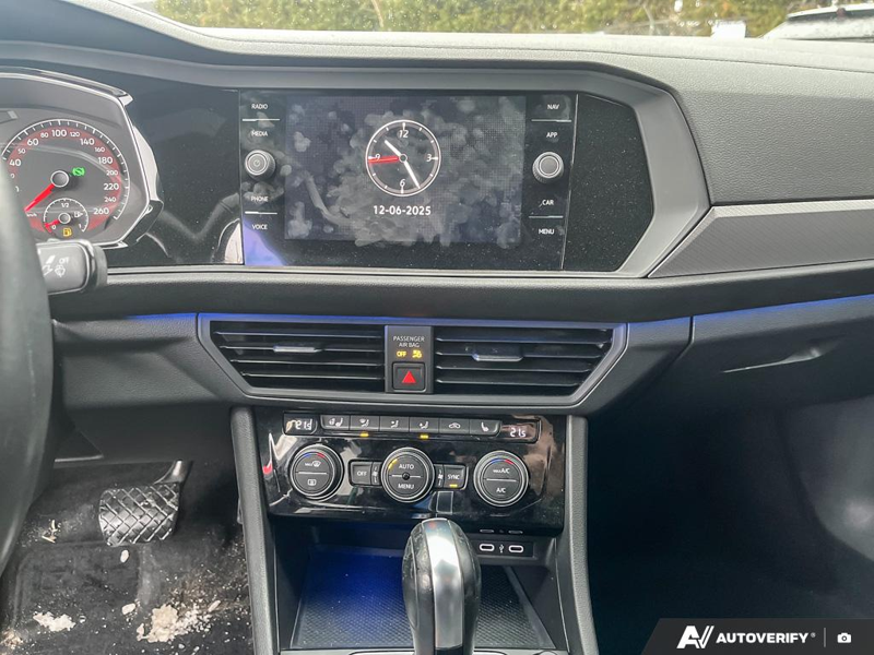 2021 Volkswagen Jetta - Gallery image 13