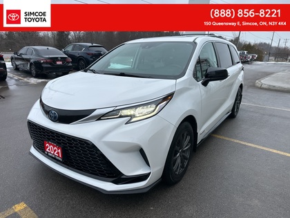 2021 Toyota Sienna XSE 7-Passenger AWD