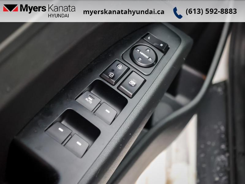 2017 Hyundai Elantra Sedan - Gallery image 12