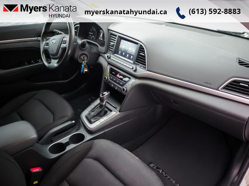 2017 Hyundai Elantra Sedan - Gallery image 9