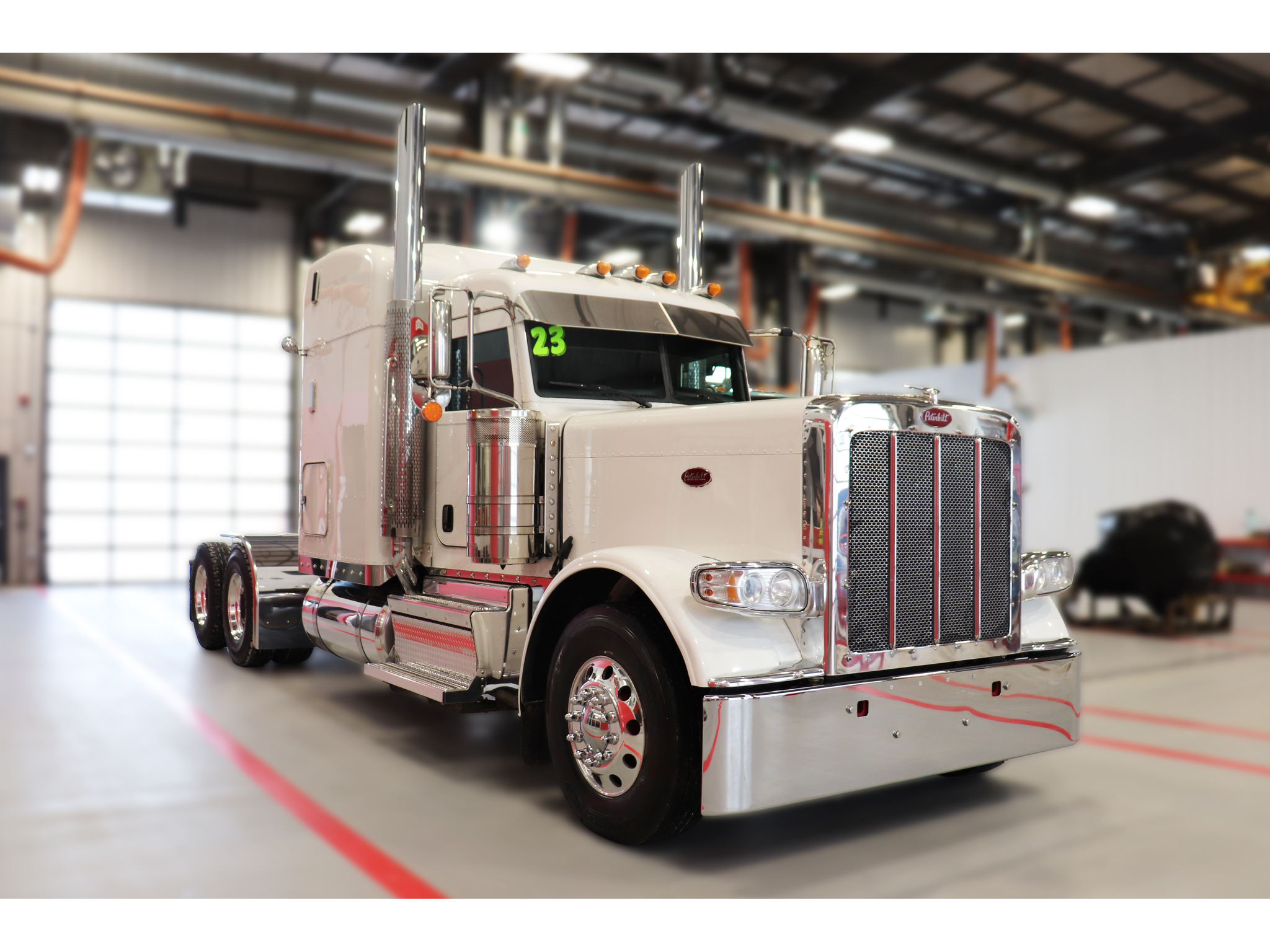 2023 Peterbilt 389