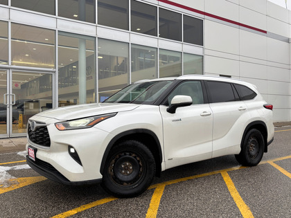 used 2021 Toyota Highlander car, priced at $34,995