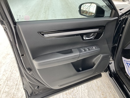 used 2025 Honda CR-V car, priced at $42,900