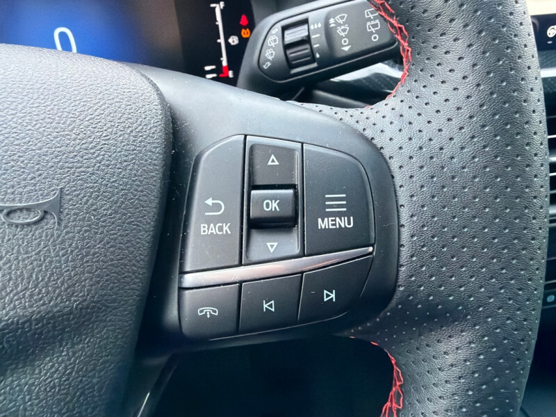 2024 Ford Escape - Gallery image 15