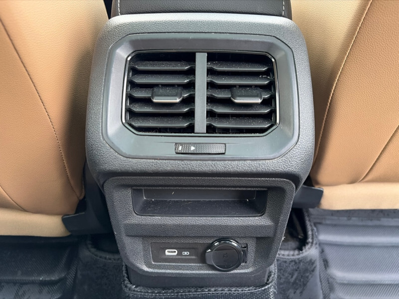 2024 Volkswagen Tiguan - Gallery image 24