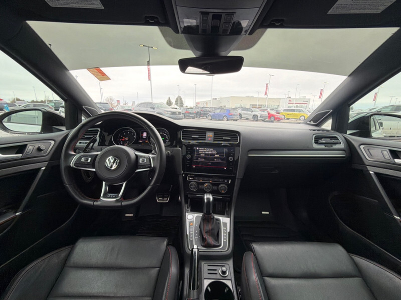 2021 Volkswagen Golf GTI - Gallery image 2