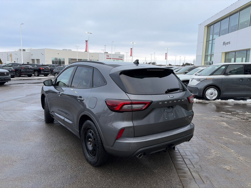 2024 Ford Escape - Gallery image 2