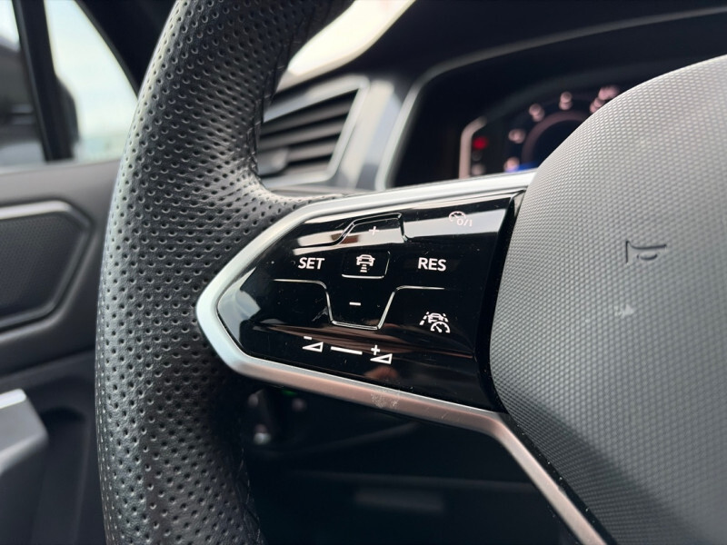 2024 Volkswagen Tiguan - Gallery image 15