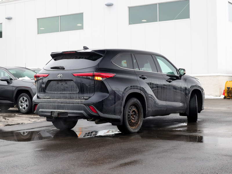 2022 Toyota Highlander - Gallery image 2