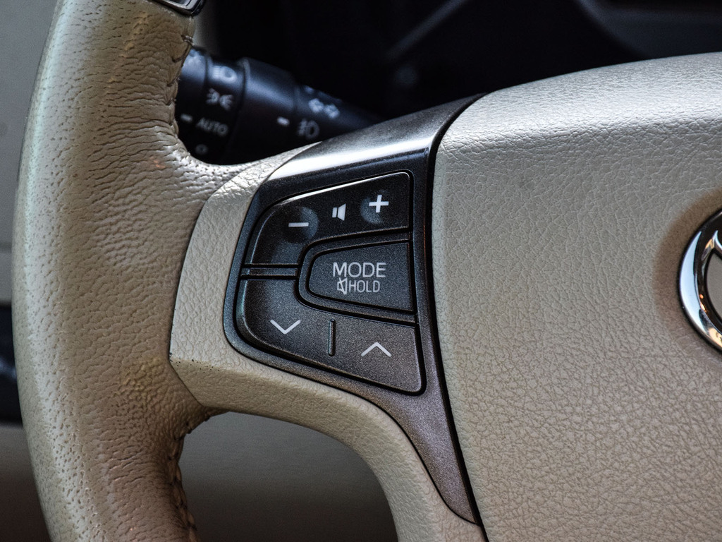 2011 Toyota  Sienna XLE Limited, 多伦多, 第三方LEASE