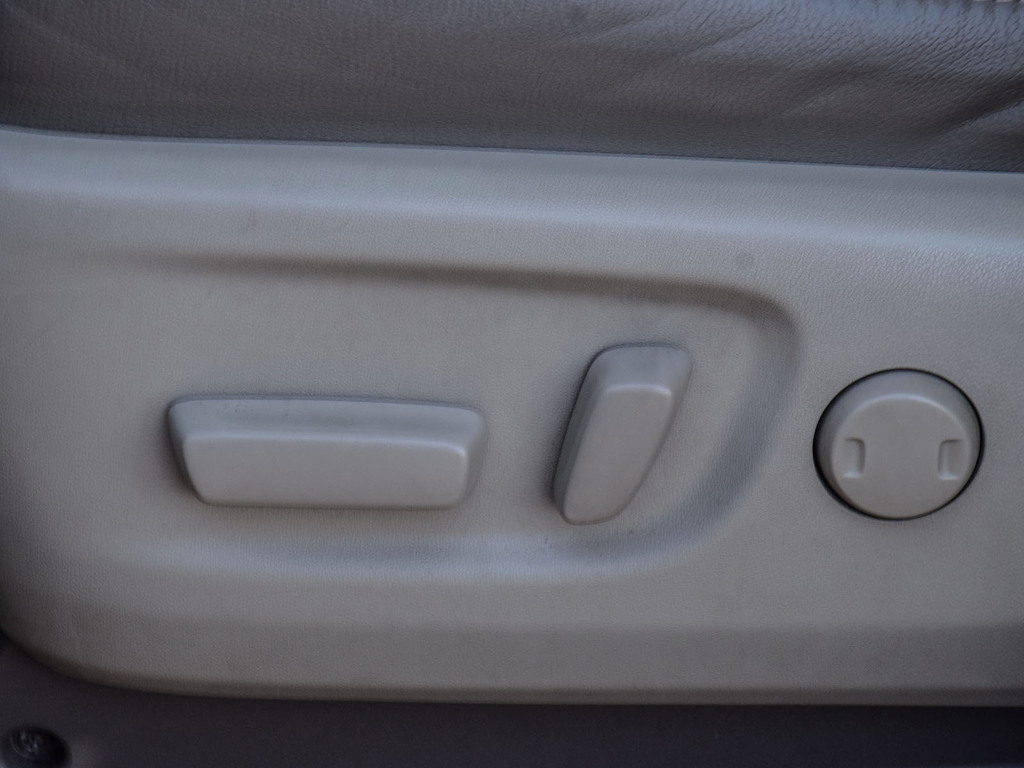 2011 Toyota  Sienna XLE Limited, 多伦多, 第三方LEASE