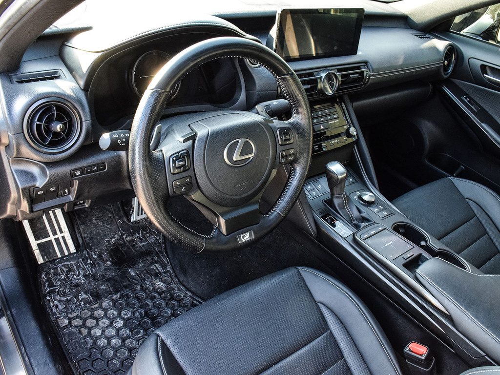 2023 Lexus IS 300 IS 300, 多伦多, 全款车