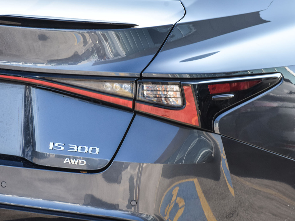 2023 Lexus IS 300 IS 300, 多伦多, 全款车