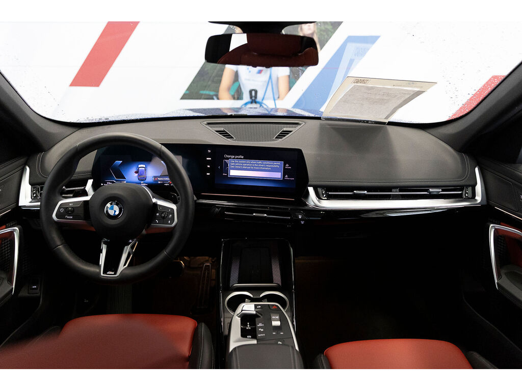 2025 BMW X1 xDrive28i, 温哥华, 全款车