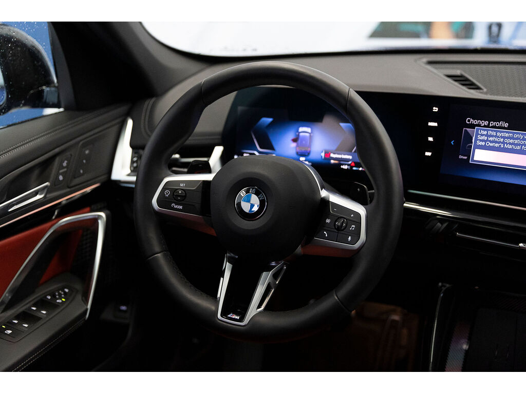 2025 BMW X1 xDrive28i, 温哥华, 全款车