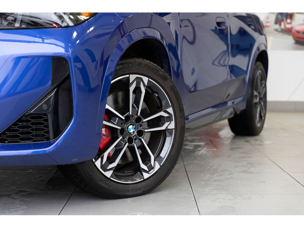 2025 BMW X1 xDrive28i, 温哥华, 全款车