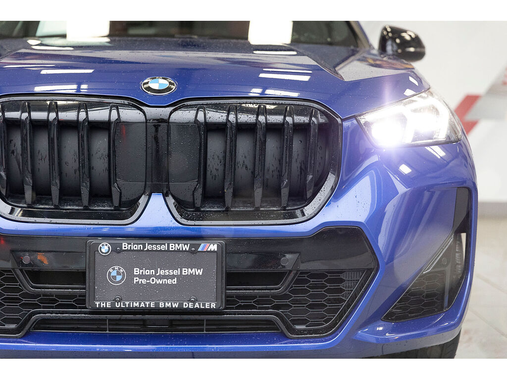 2025 BMW X1 xDrive28i, 温哥华, 全款车