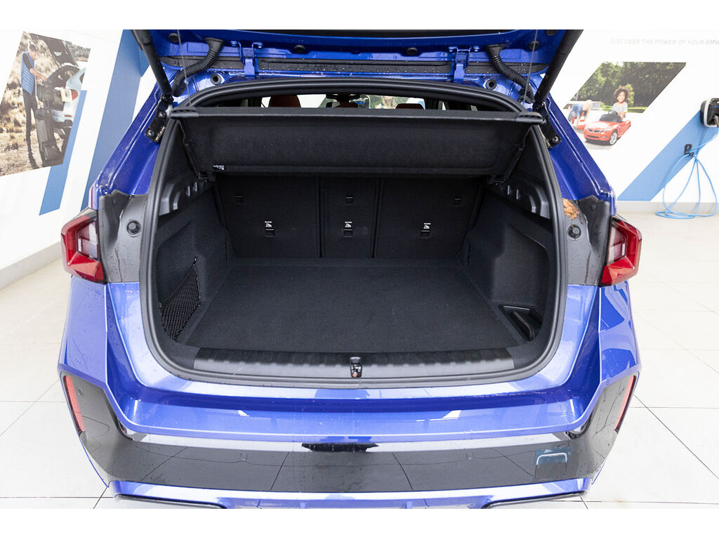 2025 BMW X1 xDrive28i, 温哥华, 全款车