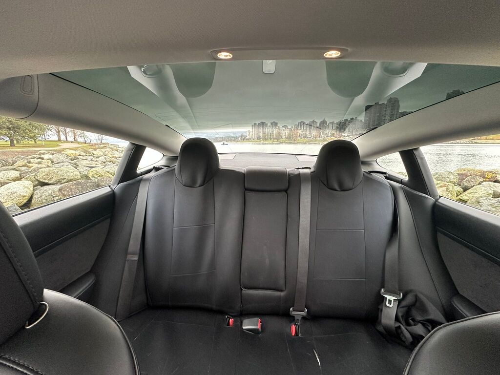 2021 Tesla Model 3 Standard Range Plus- New Tires, Vancouver, Cash