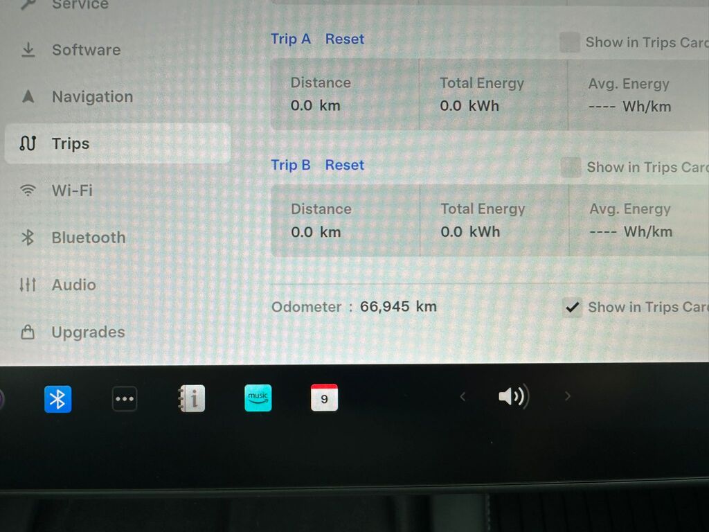 2021 Tesla Model 3 Standard Range Plus- New Tires, Vancouver, Cash